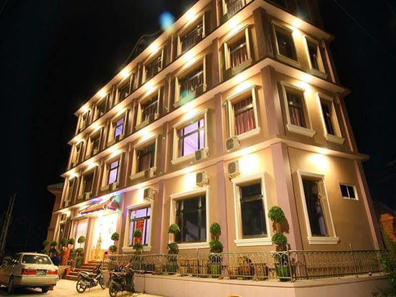 Royal Naung Yoe Hotel Мандалей Екстериор снимка